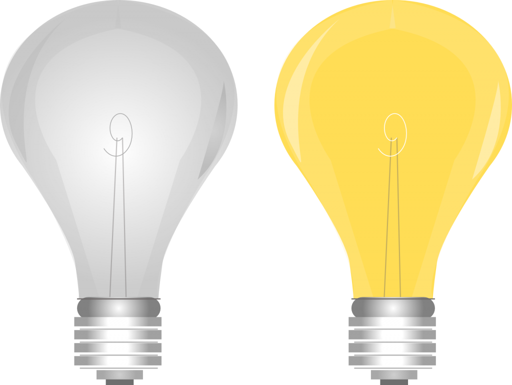 Two cartoon lightbulbs, one illuminated